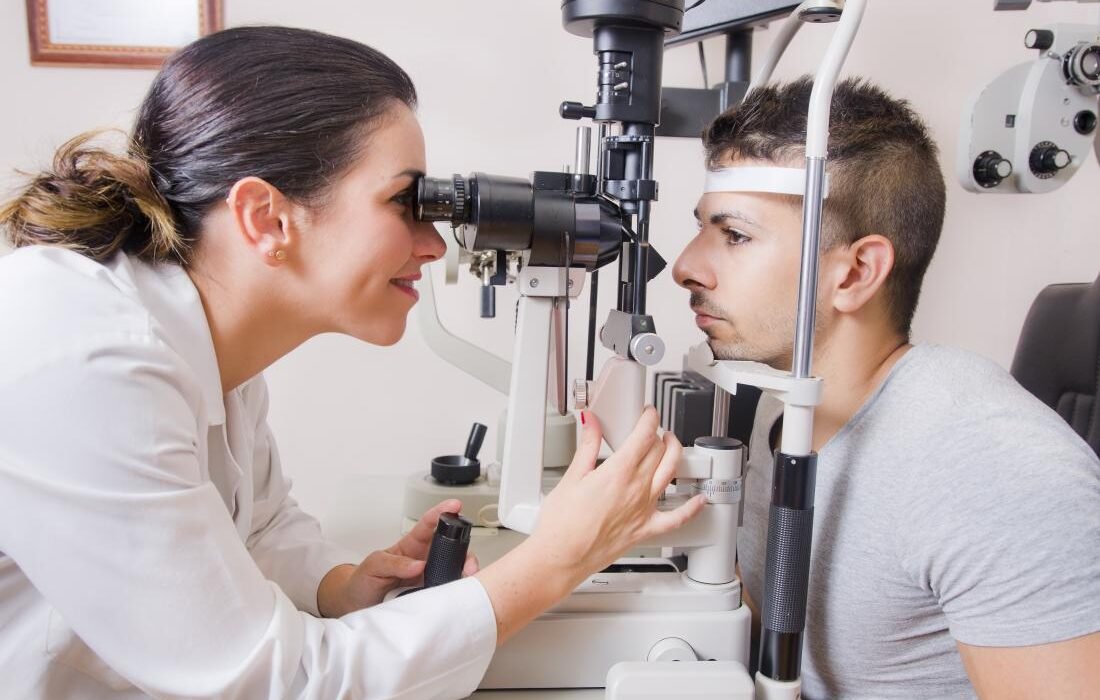 slit lamp suppliers in Bangladesh